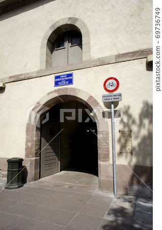 Strasbourg Vovan Dam 69736749