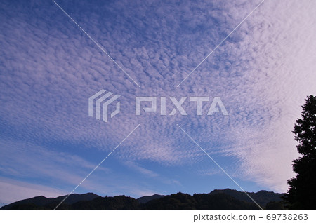 Evening view Fukuda head and Iwashi clouds Blue sky White clouds 69738263