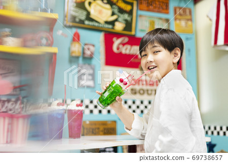 Hamburger shop boys Hamburger shop boys 69738657