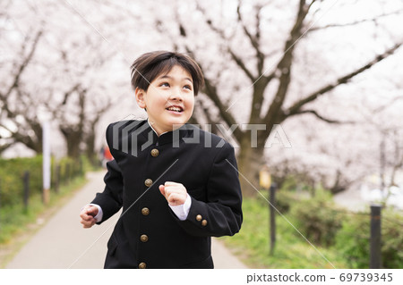 Junior high school spring 69739345