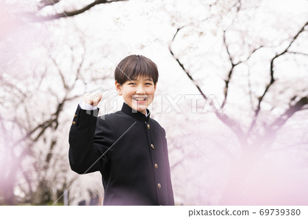 Junior high school spring 69739380