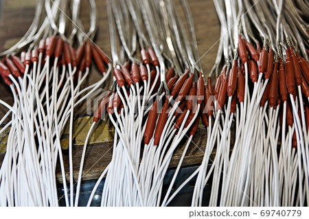 wire wire 69740779
