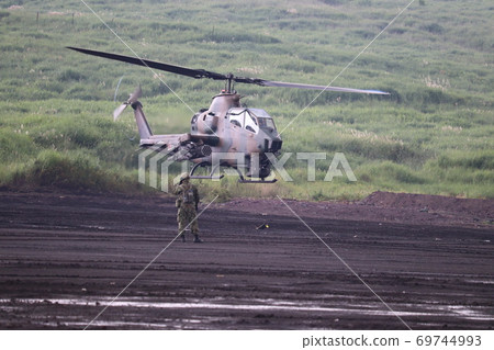 JGSDF AH-1反坦克直升機 69744993