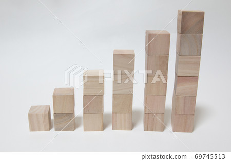 Wood block 69745513