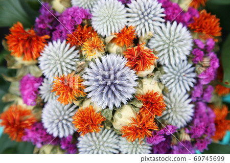 Floral Arrangement Floral Arrangement 69745699