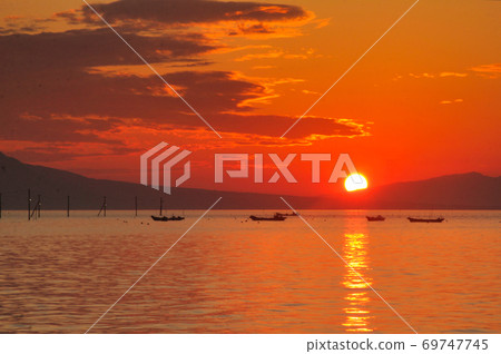 Nagabeta Seabed Road and sunset Nagabeta Seabed Road and sunset 69747745