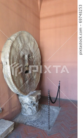 Rome, Mouth of Truth 69748253