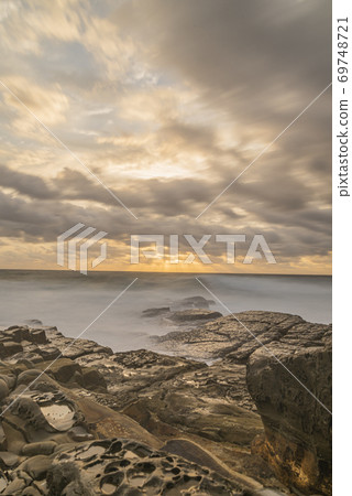 Asahi on a cloudy day (Tsushima City, Nagasaki Prefecture) Asahi on a cloudy day (Tsushima City, Nagasaki Prefecture) 69748721