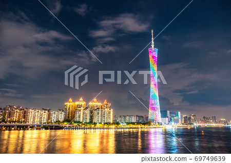 中國廣州市廣州塔的夜景 69749639