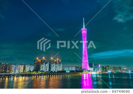 中國廣州市廣州塔的夜景 69749690