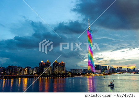 中國廣州市廣州塔的夜景 69749735