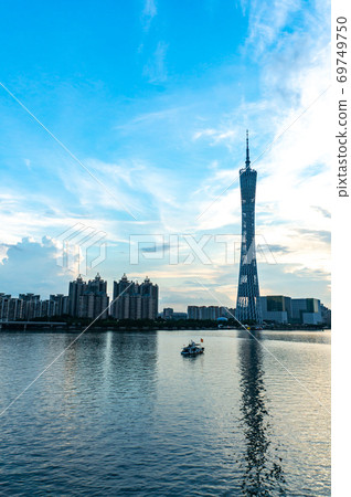中國廣州市廣州塔的夜景 69749750