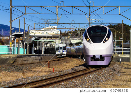 E657系列火車經過福島縣磐城市常磐線上田站 E657系列火車經過福島縣磐城市常磐線上田站 69749858