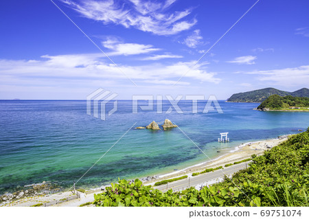 A drive course where you can enjoy a superb view of Maruiwa, Fukuoka Prefecture Itoshima City A drive course where you can enjoy a superb view of Maruiwa, Fukuoka Prefecture Itoshima City 69751074