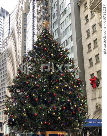 New York Stock Exchange Christmas Tree New York Stock Exchange Christmas Tree 69751237