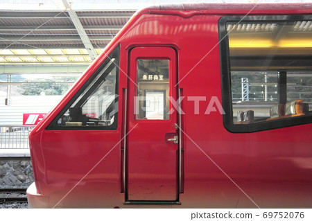 度假勝地21 Kinme火車一側的領先車輛 度假勝地21 Kinme火車一側的領先車輛 69752076
