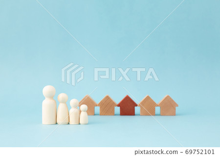 Real estate image family 69752101