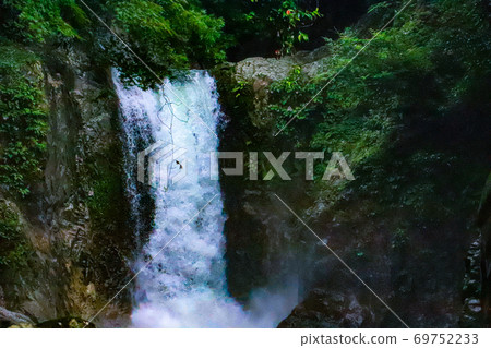 Narusawa Falls, Shinshiro City, Aichi Prefecture Narusawa Falls, Shinshiro City, Aichi Prefecture 69752233