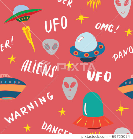 Ufo and aliens Seamless pattern. Cute Doodles space ships sketch. Hand drawn Cartoon Vector illustration 69755054