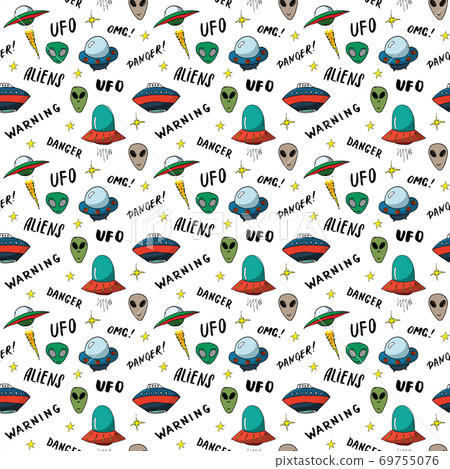 Ufo and aliens Seamless pattern. Cute Doodles space ships sketch. Hand drawn Cartoon Vector illustration 69755076