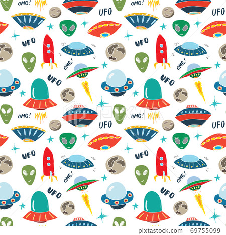 Ufo and aliens Seamless pattern. Cute Doodles space ships sketch. Hand drawn Cartoon Vector illustration 69755099