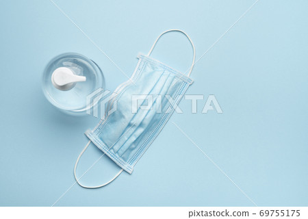 surgical mask 69755175
