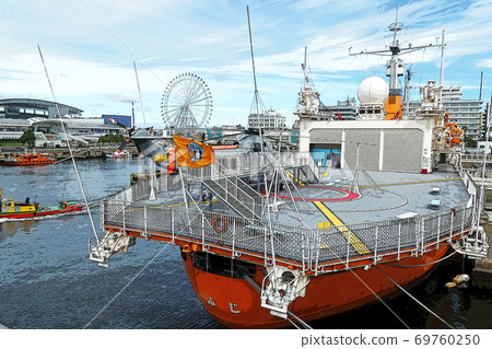 Nagoya port view Nagoya port view 69760250