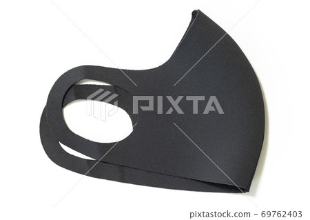 Black three-dimensional cloth mask 69762403