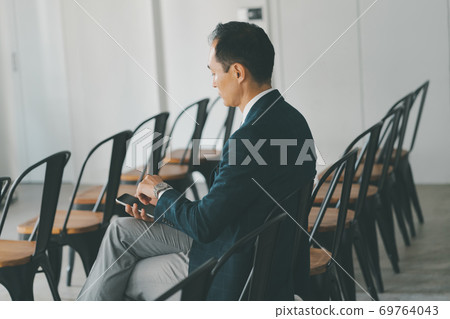 手機 商務人士 商人 69764043