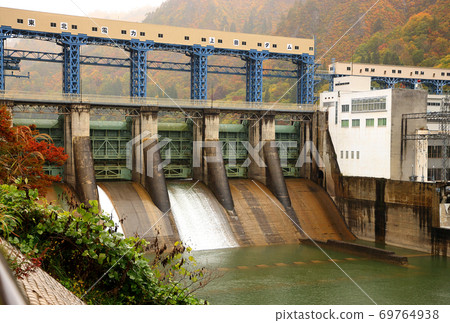 Ueda Dam 69764938