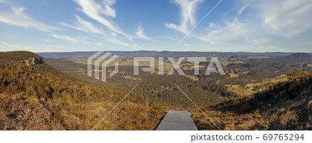 A Hang Gliding launch pad in The Blue Mountains in Australia 69765294