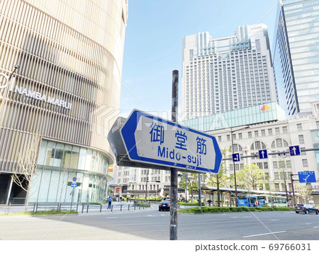 Midosuji Nanba 69766031