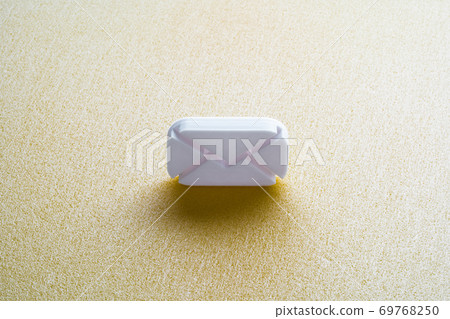 Icon model email Icon model email 69768250