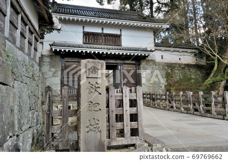 宮崎縣日南市Ashihi城堡遺址的莊嚴入口狀態 宮崎縣日南市Ashihi城堡遺址的莊嚴入口狀態 69769662