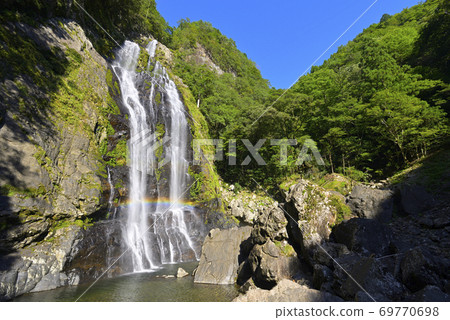 Chihiro Waterfall (Kamikitayama Village, Yoshino District, Nara Prefecture) Chihiro Waterfall (Kamikitayama Village, Yoshino District, Nara Prefecture) 69770698