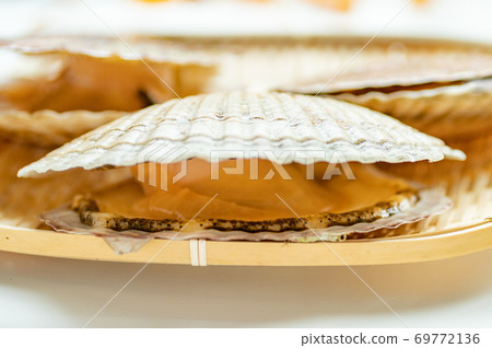 冬季和夏季都有美味的扇貝 69772136