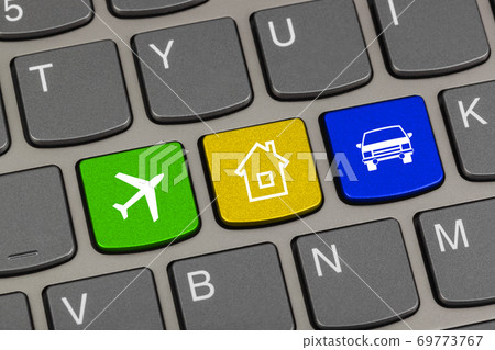 Computer keyboard with Travel key 69773767
