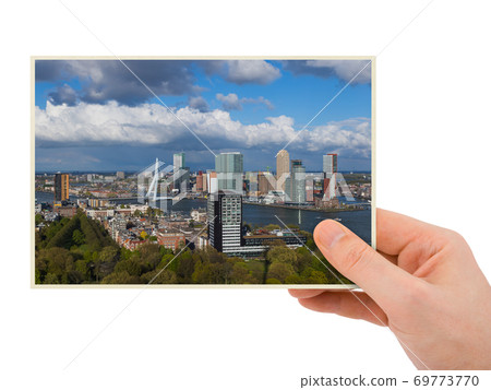 Hand and Rotterdam cityscape - Netherlands (my photo) Hand and Rotterdam cityscape - Netherlands (my photo) 69773770