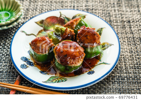 Stuffed peppers Stuffed peppers 69776431