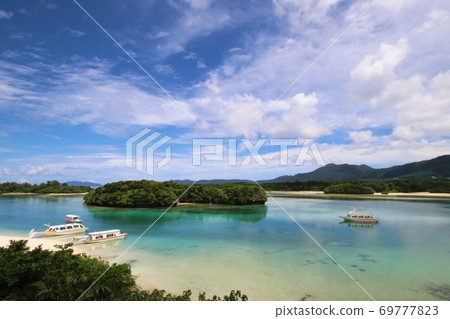 The blue sea of Kabira bay, Ishigaki Island, Okinawa Kabira bay Ishigaki Okinawa Japan 69777823