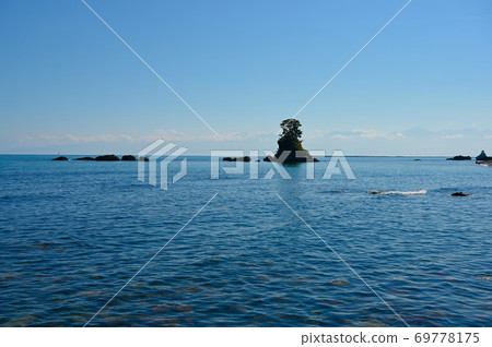 Amaharashi Coast Onnaiwa Toyama Prefecture Amaharashi Coast Onnaiwa Toyama Prefecture 69778175