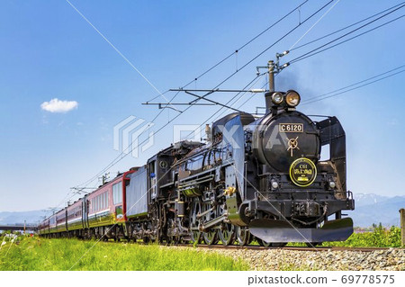 SL C61 Banetsu Monogatari running on the Ban-Etsusai Line, Kitakata City, Fukushima Prefecture SL C61 Banetsu Monogatari running on the Ban-Etsusai Line, Kitakata City, Fukushima Prefecture 69778575