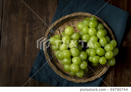 Shine Muscat 69780744