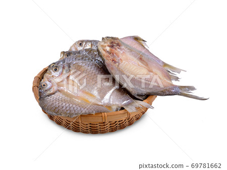 dried (one-sun) marinated butterfly silver barb in bamboo basket with white background 69781662