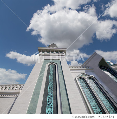 Moscow Cathedral Mosque, Russia  69786124