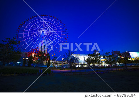 Ferris wheel of Odaiba Venus Fort at night [Urban image] 69789194