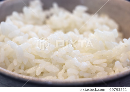 white rice in a bowl 69793231