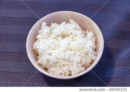 Bowl and white rice 69793233