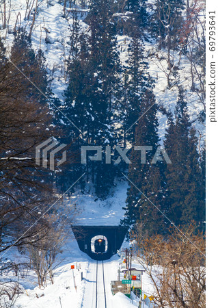Tunnel and Rikuu West Line train Shinjo City, Yamagata Prefecture 69793641
