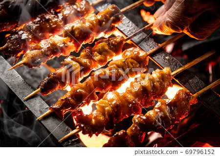 Grilling yakitori Grilling yakitori 69796152